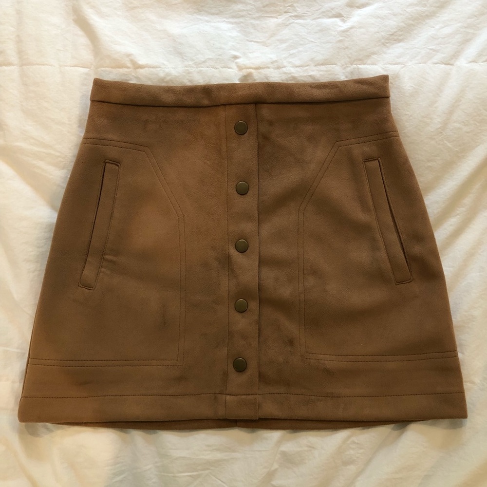 Ivy & Leo Tan Button-Up Skirt
